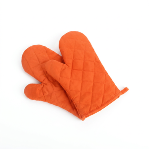 Gants de four épais résistants à la chaleur pour l'hiver, mitaines à pois, isolation pour micro-ondes, ustensiles de cuisson, accessoires de cuisine - Product Image 1