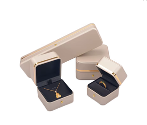 Cajas para Anillos y Pulseras de Cuero PU con Borde Dorado y Esquinas Redondeadas, Cajas de Empaque para Joyería, Venta al por Mayor y Bajo Demanda, con Logotipo Personalizado - Product Image 1
