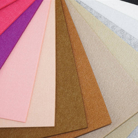 Tissu non tissé aiguilleté imprimé coloré - Motif ondulé - Super absorbant - Respirant - 100% polypropylène - Pour chiffons de nettoyage
