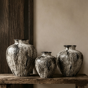 Set di <span class=keywords><strong>Vasi</strong></span> <span class=keywords><strong>in</strong></span> Ceramica Nera e Bianca con Scanalature Verticali e Texture Invecchiata, Decorazione Wabi Sabi per Credenza <span class=keywords><strong>in</strong></span> Legno - Product Image 2