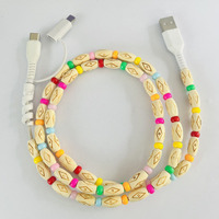 Câble de charge FASHLINK Boho géométrique perlé 3-en-1 USB Type C multi-connecteur, accessoire de mode tribal coloré
