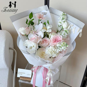 <span class=keywords><strong>Film</strong></span> argenté brillant Star Era, recyclable, luxe <span class=keywords><strong>l</strong></span>éger, haut <span class=keywords><strong>de</strong></span> gamme, matériaux d'emballage pour bouquets <span class=keywords><strong>de</strong></span> fleurs, design floral - Product Image 4