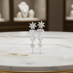 Orecchini Pendenti E3066 in Oro Bianco con Fiore, Cristallo Taglio Marquise, Strass con Montatura a Griffe, Stile Romantico da Sposa per Donna - Product Image 2