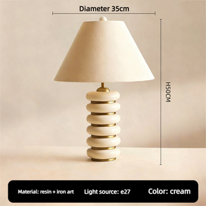 Lámpara de Mesa Circular de Resina OEM, Estilo Nórdico de Lujo, para Dormitorio, Mesita de Noche, Oficina, Decoración de Escritorio, con <span class=keywords><strong>Verde</strong></span> - Product Image 4