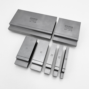 Utensili per Pressa Piegatrice CNC di Marca OIVACO, Set di Punzoni e Matrici di Alta Precisione Tipo V, Strumenti per Macchine <span class=keywords><strong>Piegatrici</strong></span> Idrauliche - Product Image 2