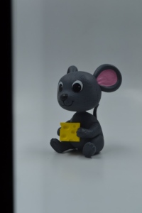 Bobblehead <b>Mouse</b> Is A Cute And Playful Animal, Perfect For Your Car Dashboard, Office, Or Home Decor - Product Image 3