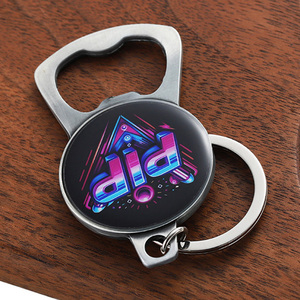 Nhà Máy Bán Buôn Giá Bia Mở Chai Tùy Chỉnh Kẽm Hợp Kim Kim Loại Logo 3D Nhựa <span class=keywords><strong>Epoxy</strong></span> Móc Chìa Khóa Móc Chìa Khóa Mở Chai - Product Image 3