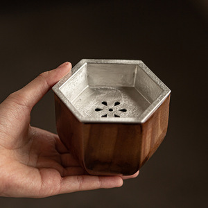 Contenedor Hexagonal de Cerámica para Posos de Té con Tapa de Metal, Cubo de Basura para Uso en Interiores - Product Image 1