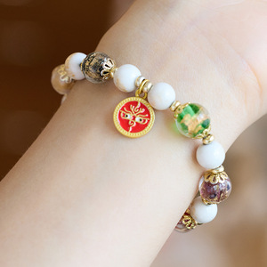 Pulsera de cuentas de Buda gris perfumada para mujer, de cristal gris fragante - Product Image 2