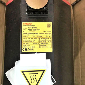 Servoaccionamiento Original Nuevo para Máquina de Torno CNC FANUC A06B-6093-H102, A06B6093H102 para PLC, PAC y Controladores Dedicados - Product Image 2