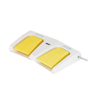 Interruptor de pie doble electroquirúrgico de plástico impermeable IP68 con pedales dobles - Product Image 6