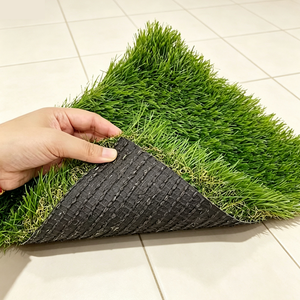 Césped Artificial Sintético Realista de Alta Calidad, Alfombra de Césped Verde Natural para Paisajismo, Césped Artificial Duradero para Decoración de Jardín - Product Image 1