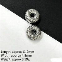 Bracelet pendentif rond simple en imitation argent mat, style vintage, 37 motifs creux à trou traversant, accessoire de mode DIY.