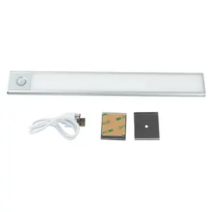 Lampe à induction pour corps humain Led à intensité variable sous les lumières de l'armoire Intérieur Alimenté par batterie Capteur de mouvement Lumière de placard LED sans fil