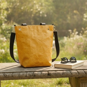 Bolsa de Hombro Grande Personalizada de Tyvek para Mujer, 40x33x10cm, Asa Superior, Logotipo Personalizado, Impresión a Color, OEM, Venta al Por Mayor, Regalo Corporativo - Product Image 5
