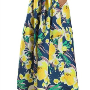 กระโปรงแม็กซี่พิมพ์ลายดอกไม้เอวสูงสำหรับผู้หญิงโอเวอร์ไซส์ออกแบบได้ตามต้องการ - Product Image 3