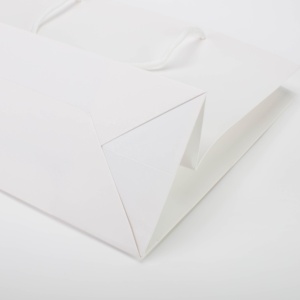 Impresión de encargo de la bolsa de <span class=keywords><strong>papel</strong></span> del bolso de compras de <span class=keywords><strong>papel</strong></span> al por mayor para el empaquetado de la joyería - Product Image 4