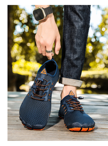 Chaussures aquatiques de surf et de natation Printemps Hiver Plage Pieds nus <span class=keywords><strong>Fivefingers</strong></span> Bout carré Unisexe Tige en maille respirante Antidérapantes Souples - Product Image 5