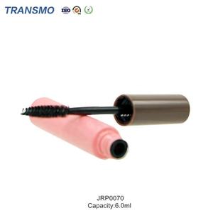 Flacon de mascara noir et rose 10 ml avec logo personnalisé, tube de gloss à lèvres rose vide, tube de mascara blanc avec applicateurs - Product Image 5
