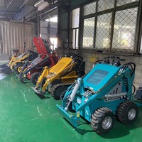 Mesin Pemotong Hutan Skid Steer Mini Loader dengan Aksesoris Bucket Forks Trencher Stump Grinder, Mesin Yanmar, Penggerak Roda 4x4