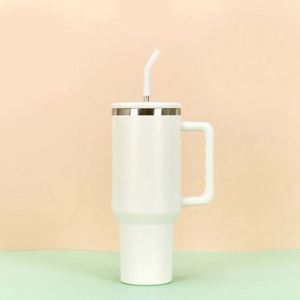 แก้วน้ำสแตนเลสขนาด 30 ออนซ์ 40 ออนซ์ 50 ออนซ์ แก้วน้ำแบบพกพา แก้วน้ำเก็บความร้อนสุญญากาศ พร้อมหูจับ ฝาปิด และหลอด - Product Image 6