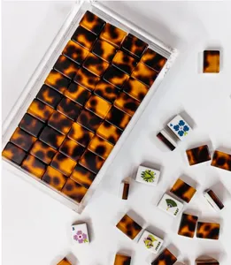 Juego de Fichas de Mahjong Americano de Bambú Ámbar con Tapete y Soportes, Diseño Ecológico de Lujo, Fichas de Mahjong Acrílicas Grabadas, Casino Low <span class=keywords><strong>Fengcai</strong></span> - Product Image 1