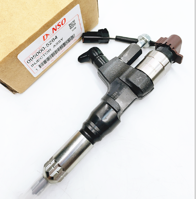 Hot Sale Common Rail Fuel Injector 095000-5281 095000-5284 Diesel Fuel Injection Nozzle Sprayer 23670-E0290 For HINO J08E Truck