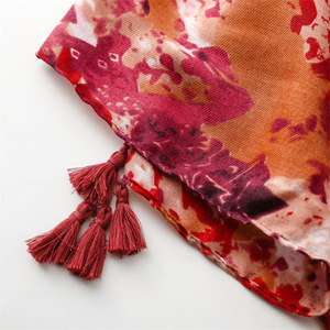 Alta calidad nuevo estilo bohemio rojo púrpura flor impresa algodón playa bufandas chales mujeres elegante largo chal grande bufanda Hijab - Product Image 6