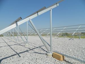 Kits complets de supports universels pour panneaux photovoltaïques, cadres de panneaux solaires et systèmes de montage au sol - Product Image 1