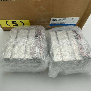 Original-SMC CVQB32-30M-5MZP avec cylindre à soupape - Product Image 4