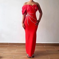 Robe longue moulante élégante pour femme, sans bretelles, ornée de perles et de fleurs 3D, idéale pour les soirées et les fêtes