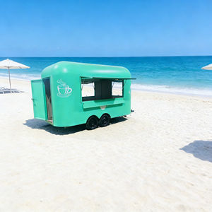 Carrito Móvil de Acero Inoxidable Rojo Neón de 4 Ruedas con Interior Vacío para Helados y Comida Rápida en Eventos Pop-Up - Product Image 4