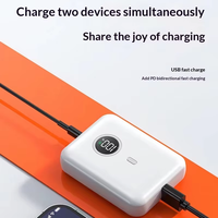 Nouvelle batterie externe portable ultra-mince pour l'extérieur, mini 10000mAh Li-Polymère, écran LCD, charge rapide PD30W, chargeur de téléphone