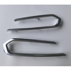 Bisel de Luz Antiniebla Sienna con Acabado Electrochapado 53124/53123-08010/020/030 para Toyota Sienna 2021 LE - Product Image 4