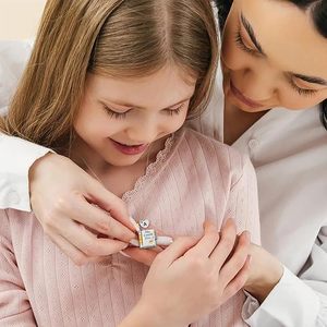 Con Gái Mới Cuốn Sách Tin Nhắn Nhỏ 26 Thư Ban Đầu Cuốn Sách Ngôi Sao Nhỏ của Tôi Mặt Dây Chuyền Vòng Cổ Cá Nhân Tên Mề Đay Cho Con Gái Món Quà - Product Image 3