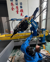 Station de soudage laser servo-électrique robotisée Yaskawa à 6 axes personnalisable, 1 kW, haute précision 0,02 mm pour pièces métalliques complexes