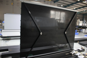 Pantalla Motorizada de Suelo Wupro Smart de 72-120 Pulgadas con Contraste Máximo 16:9, CBSP PET para Proyectores UST 8k y 4k, LeApex-CBSP-92 - Product Image 4