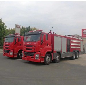 Camion de pompiers Isuzu GIGA 8x4, camion de sauvetage, camion de lutte contre l'incendie à eau, camion de lutte contre l'incendie à poudre sèche - Product Image 1