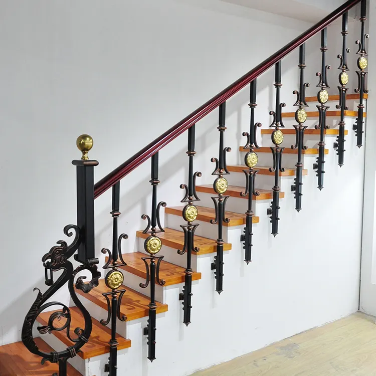 यूरोपीय लक्जरी स्टेनलेस स्टील रेलिंग धातु आउटडोर सीढ़ियाँ डिजाइन लोहे में और अपार्टमेंट के लिए लोहे में