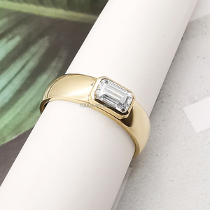 Moissanit-<span class=keywords><strong>Ring</strong></span> für Herren Verlobungsschmuck Großhandel <span class=keywords><strong>Gold</strong></span> Einfacher Stil 14K Echt Reines Massives Gelbgold Trendy Geometrisch 2 Stück Smaragdschliff - Product Image 2