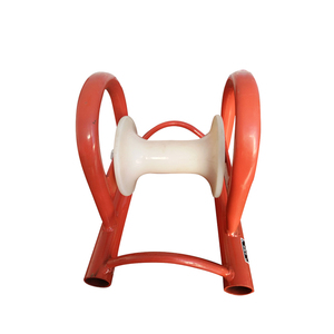 Rodillo para Cable <span class=keywords><strong>de</strong></span> Fibra Óptica con Marco <span class=keywords><strong>de</strong></span> Acero, Rueda <span class=keywords><strong>de</strong></span> Aluminio y Nylon, Diseño Arqueado para Tirar Cables, Carga Nominal <span class=keywords><strong>de</strong></span> 12/15KN - Product Image 4