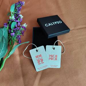 Etiquetas colgantes de papel con textura de madera para ropa - Etiquetas personalizadas con agujero en forma de estrella y cordón para prendas y accesorios - Product Image 2