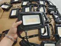 Projecteur LED haute luminosité en aluminium de qualité supérieure, économe en énergie, étanche IP66, pour l'éclairage extérieur des entrepôts et des chantiers