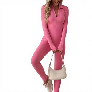 Combinaison longue en tricot rose pour femme, taille haute, fermeture éclair, coupe ajustée, couleur unie, tenue décontractée - Product Image 1