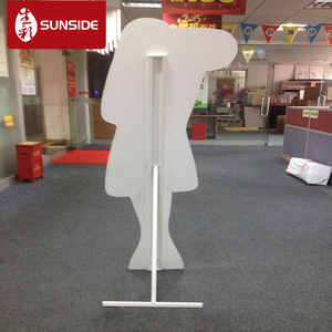 Tableau d'affichage adapté aux besoins du client de voyageur debout de carton de modèle humain de PVC pour la publicité promotionnelle - Product Image 5
