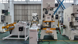 Pressa Pneumatica CNC Colgar <span class=keywords><strong>YPA</strong></span> 110T con Alimentatore Automatico Multifunzionale per Punzonatura e Taglio Metalli, Motore da 5,5kW - Product Image 2