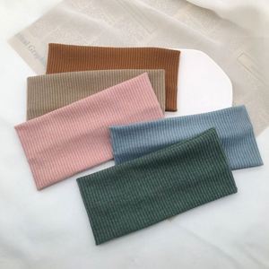 Bandeaux de sport fins personnalisés coréens avec logo, en tissu tricoté élastique d'hiver, unisexe, à rayures - Product Image 4