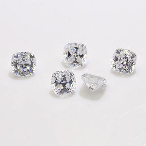 Piedras de Circonia Cúbica Sueltas con Corte Ovalado de 6x8 mm para la Elaboración de Joyas - Product Image 3