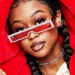 Gafas de Sol Rectangulares con Marco Pequeño y Diamantes de Imitación, Elegantes y a la Moda 2022, para Mujer - Product Image 1