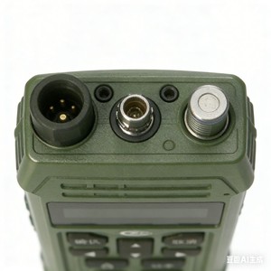 <span class=keywords><strong>Radio</strong></span> Portátil Táctica Mil VHF UHF de Doble Banda, Alcance de 10 km - Product Image 4